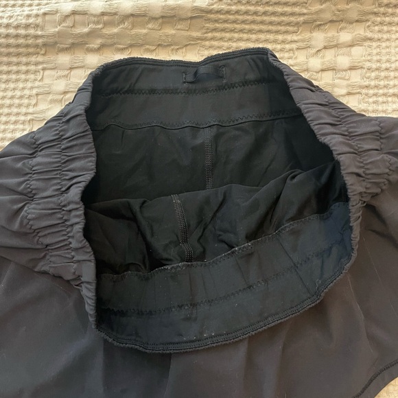LULULEMON run breeze by skirt size 8 - Picture 3 of 6